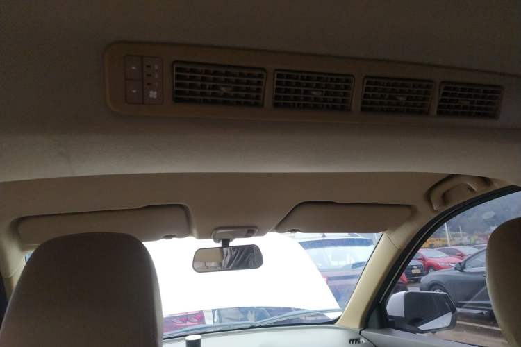 Used Wuling Hongguang 2019 1.5L S Comfort Edition China VI LAR