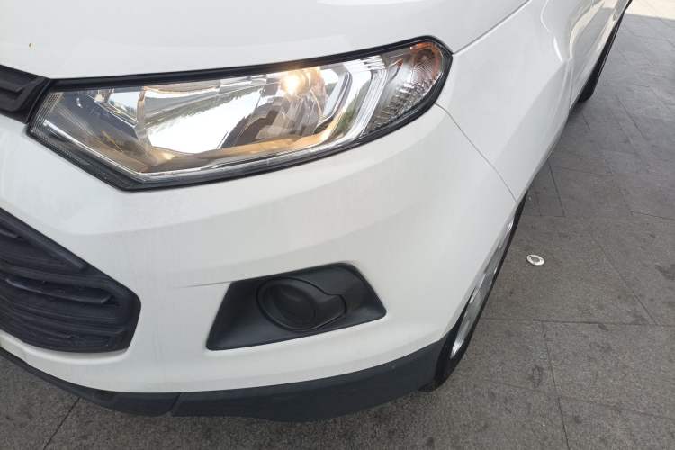 Used Ford EcoSport 2017 1.5L Manual Comfort Model Left Front Headlight