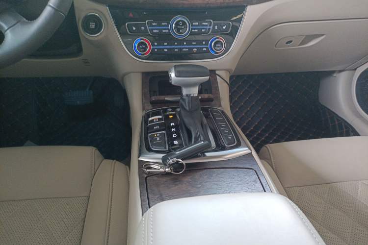 Used GAC Trumpchi GA8 2017 280T Executive Edition