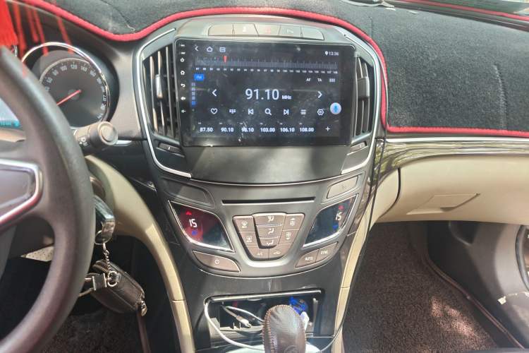 Used Buick Regal 2015 2.0L Leading Fashion Edition