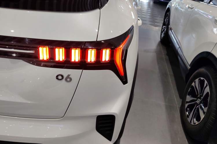 Used Lynk & Co 06 2023 Remix 1.5T Dynamic Halo