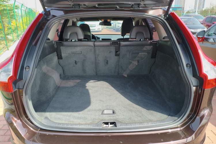 Used Volvo XC60 2017 T5 AWD Smart Upgrade Edition