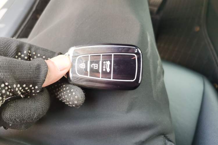 Used Toyota Camry 2019 Revised Version 2.0G Luxury Edition