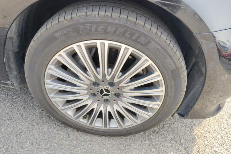 Used Mercedes-Benz E-Class 2020 E 300 L Luxury Model
