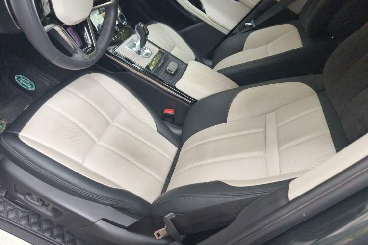 Used Land Rover Range Evoque 2022 Facelifted Aurora L 249 PS R-Dynamic Luxury Edition
