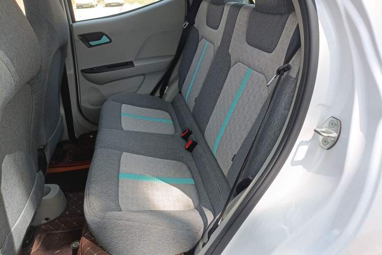 Used JMEV Xiao Qilin 2024 201km Comfort Version Left Rear Seat