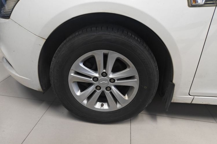 Used Chevrolet Cruze 2015 1.5L Classic SL MT
