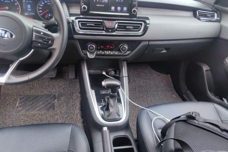 Used Kia Forte 2018 1.6L Automatic Value-Connect Edition with Intelligent Connectivity