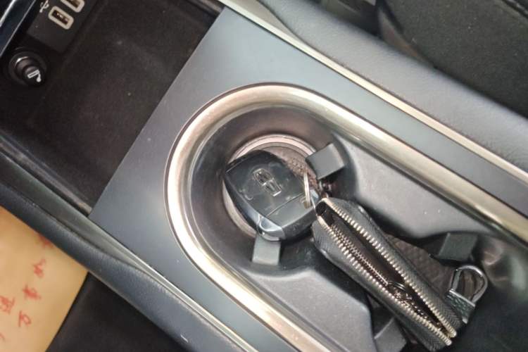 Used Lincoln MKC 2017 2.0T Two-Wheel Drive Deluxe Edition