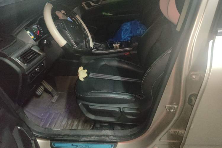 Used Geely Auto Emgrand GS 2017 Elegant Edition 1.3T Automatic Smart Connectivity Model
