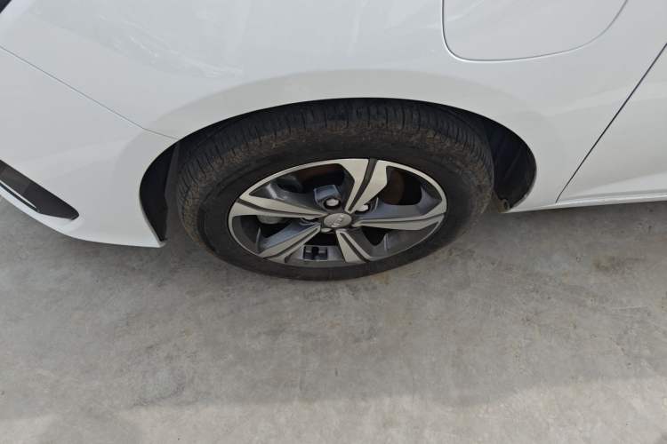 Used Geely Auto Emgrand L HiP 2024 Longteng Edition 1.5TD-DHT Pro 100KM Superior Model Left Front Wheel Hub