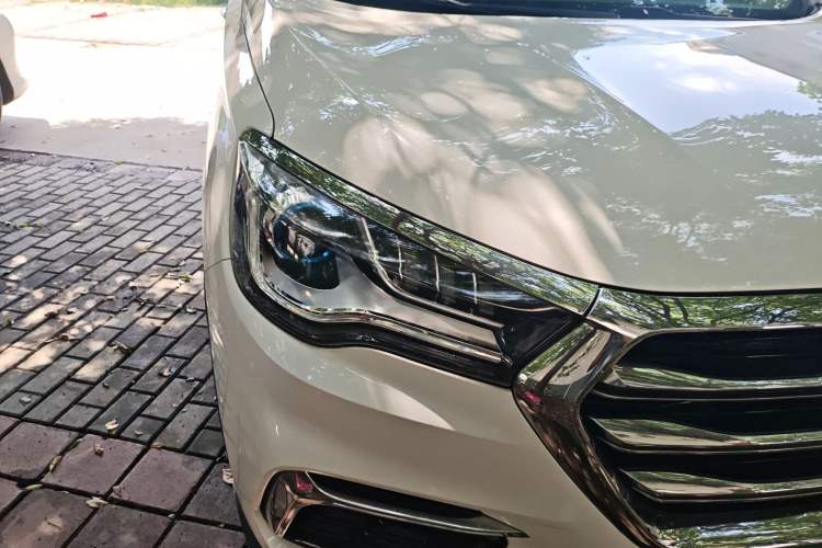 Used JETOUR X90 2019 1.6T DCT Smart Travel Version 7 Seats China VI Standard