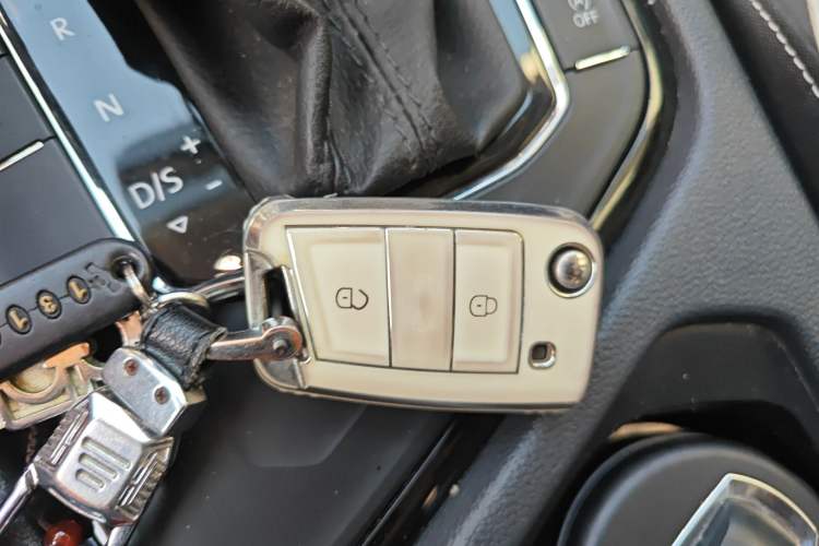 Used Volkswagen Tiguan L 2018 280TSI Automatic Two-Wheel Drive Comfort Edition Vehicle Key