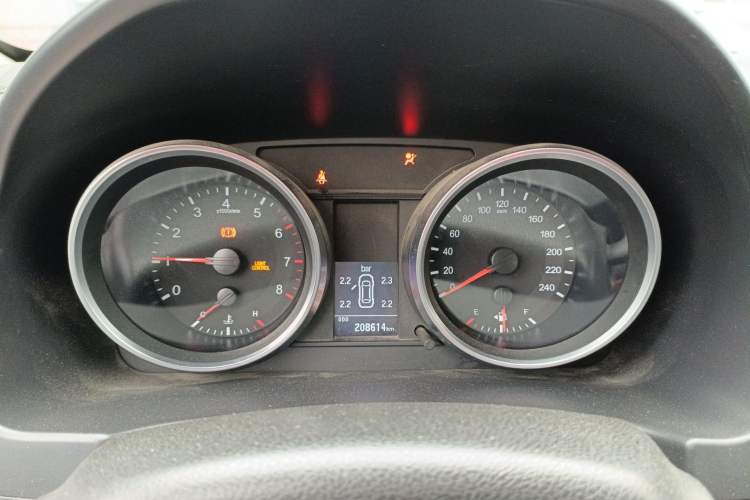 Used Haval H6 2015 Revised Version Sport Edition 1.5T Manual Transmission Two-Wheel Drive Elite Grade