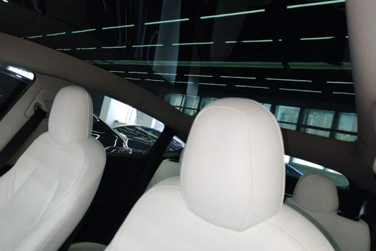 Used Tesla Model Y 2021 Long-Range All-Wheel-Drive Version 3D7