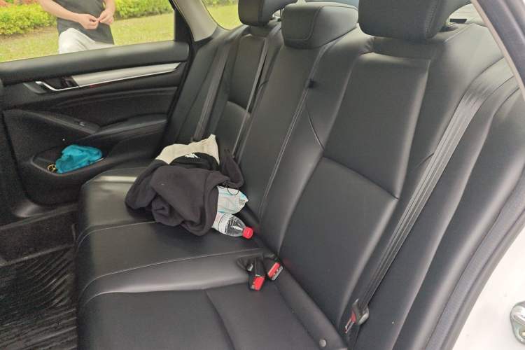 Used Honda Accord 2018 260TURBO Luxury Edition China VI Left Rear Seat