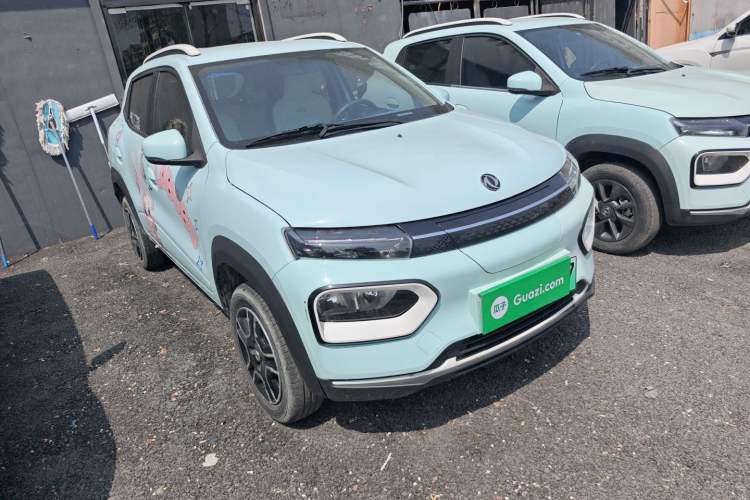 Used Dongfeng NAMMI BOX 2022 Chasing Wind Edition 331 km Standard Model Front Right 45 Deg