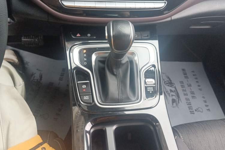 Used GAC Trumpchi M6 2023 PRO 270T DCT Elite Edition Gear Lever