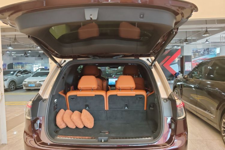 Used Hima AITO M9 2025 Extended-Range Ultra Version 52 kWh 6-Seater