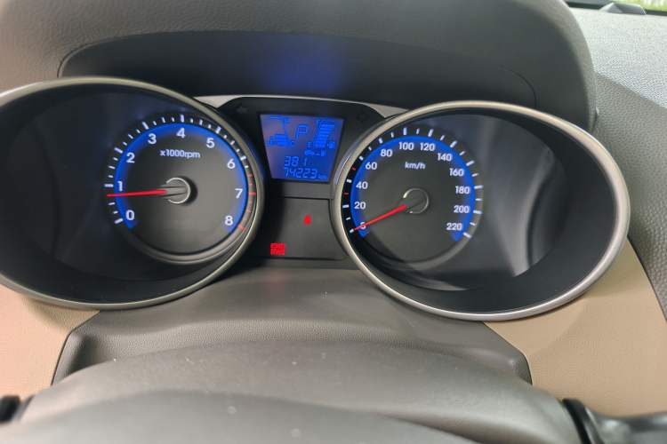 Used Hyundai ix35 2012 2.0L Automatic Two-Wheel Drive Elite Edition GLS