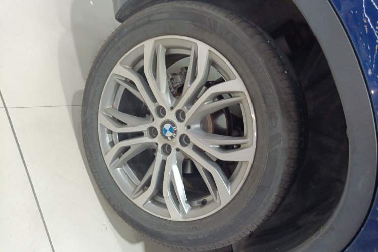 Used BMW X1 2018 sDrive20Li Leading Model