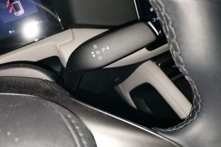 Used BYD Yuan UP 2025 Intelligent Driving Version 401 KM Dynamic Edition
