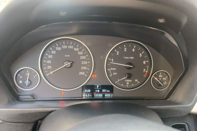 Used BMW 3 Series 2016 320i Fashion Model
