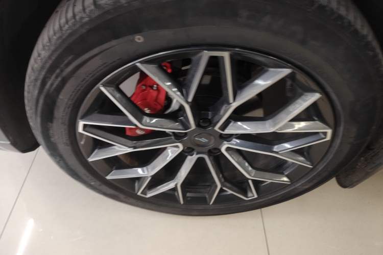 Used Oshan Z6 New Energy 2023 ZhiDian iDD 150KM Flagship PLUS Smart Parking Edition
