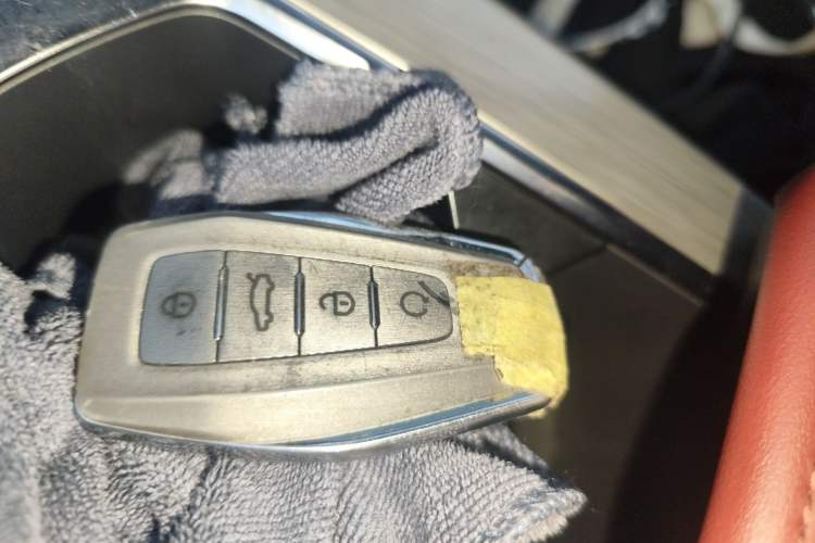 Used Geely Auto Coolray 2019 Sport Model 260T DCT Battle China V Standard Vehicle Key