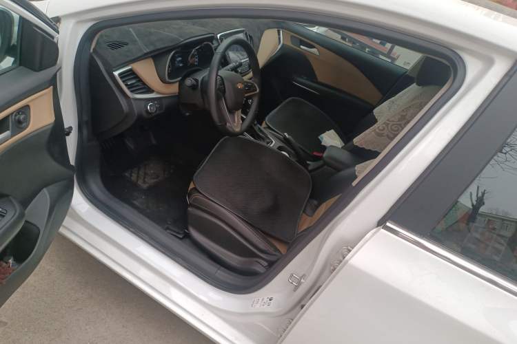 Used Chevrolet Monza 2022 320 Automatic Enjoyment Sunroof Version
