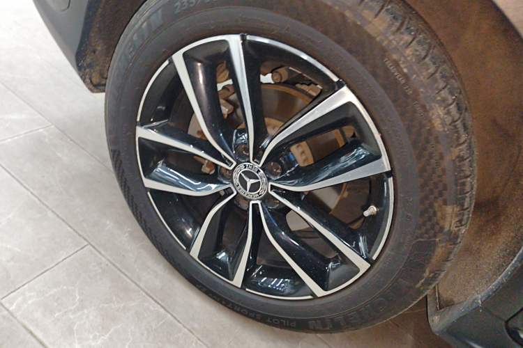 Used Mercedes-Benz GLC 2020 Facelift GLC 300 L 4MATIC Dynamic Edition