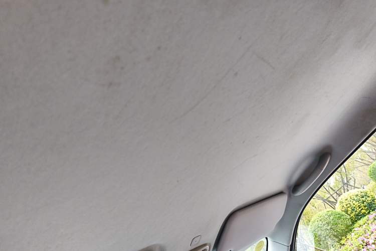 Used Chery QQ Ice Cream 2022 120km Conical Shape Lithium Iron Phosphate Headliner