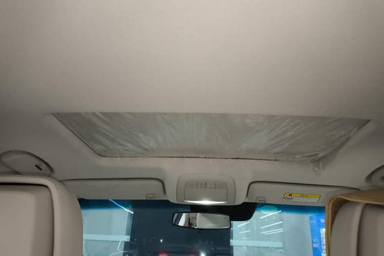 Used Roewe e950 2017 50T Hybrid Connected Executive Edition