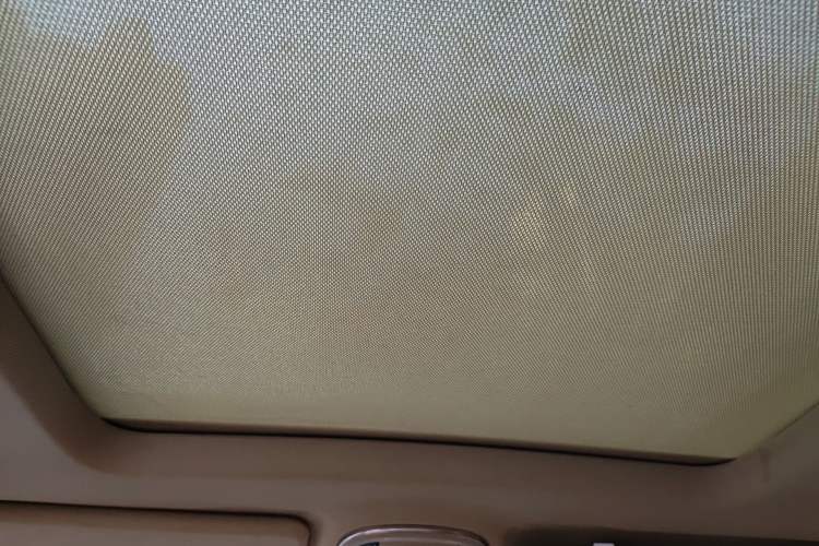 Used Haval H8 2015 2.0T Two-Wheel Drive Comfort Version Headliner