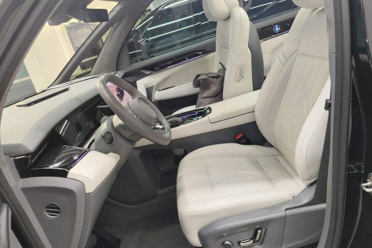 Used Zeekr 009 2024 7-Seater Walk-Through Version Four-Wheel Drive 108 kWh Left Front Seat