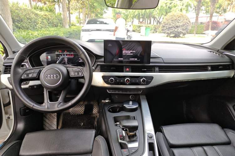 Used Audi A4L 2022 40 TFSI Fashion Dynamic Model
