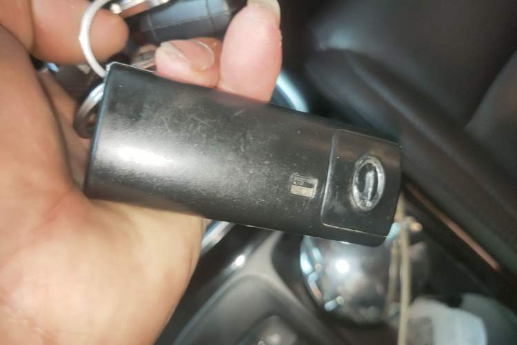 Used GAC Trumpchi GS4 2018 235T Automatic Two-Wheel Drive Luxury Smart Connectivity Version Vehicle Key