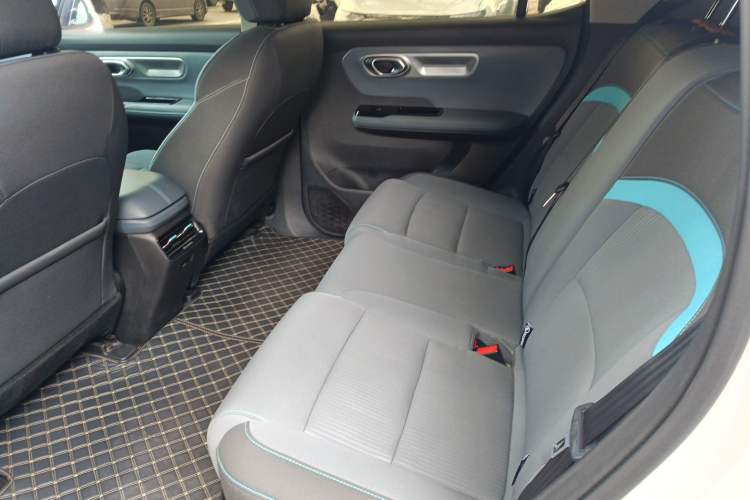 Used AION Y 2023 Plus 610 Enjoy Edition
