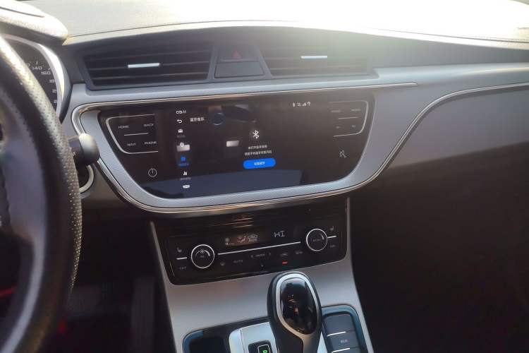 Used Geely Auto Emgrand GL 2018 1.4T DCT Prestige Smart Connectivity Version
