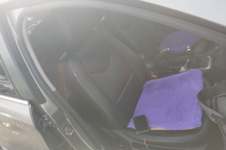 Used Citroen C4L 2014 1.8L Intelligent Drive Manual Enjoyment Model
