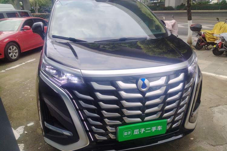 Used Denza D9 2025 DM-i Intelligent Drive 1020 Four-Wheel Drive Flagship Model Exterior 1