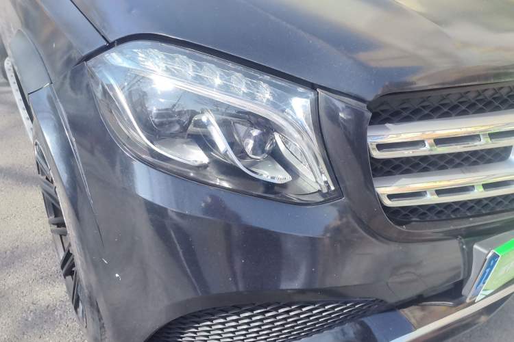 Used Mercedes-Benz GL-Class AMG 2013 AMG GL 63 Right Front Headlight