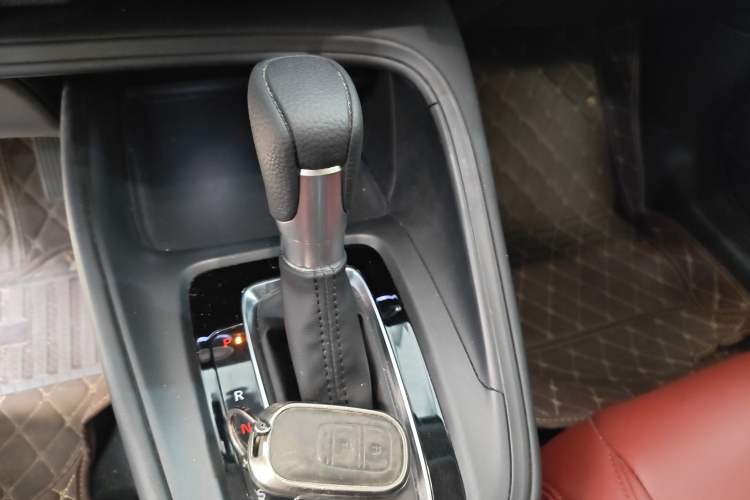 Used Honda Vezel 2023 1.5L CVT Elite Edition
