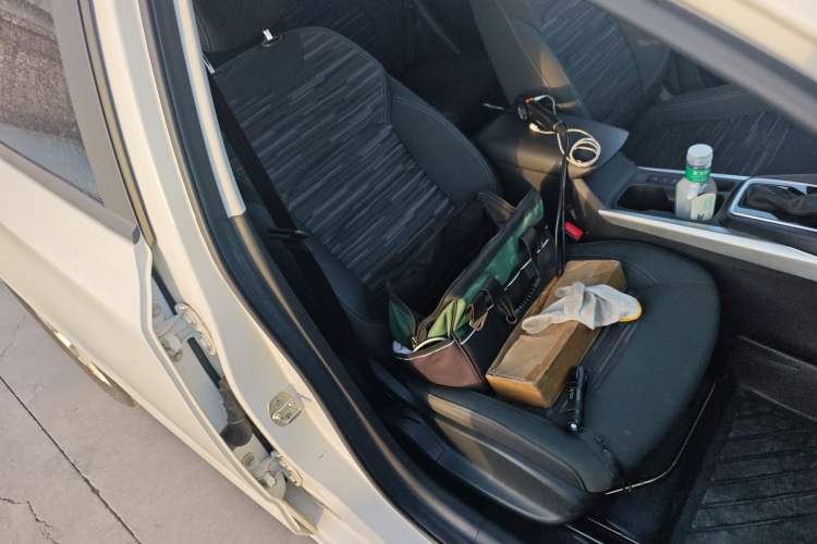 Used Chevrolet Monza 2023 1.5L Dual-Clutch Enjoyment Edition Right Front Seat