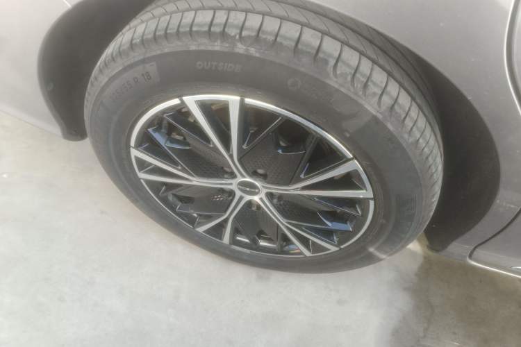 Used Roewe iMAX8 2023 400TGI Comfort Edition
