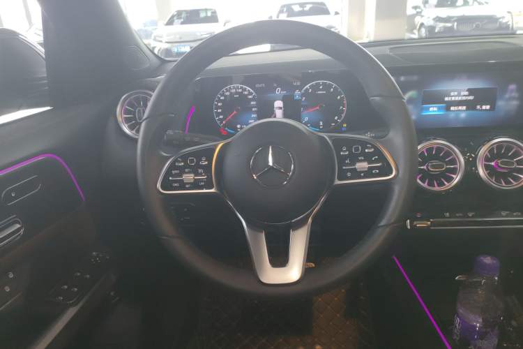 Used Mercedes-Benz GLB 2023 GLB 220 Fashion Model
