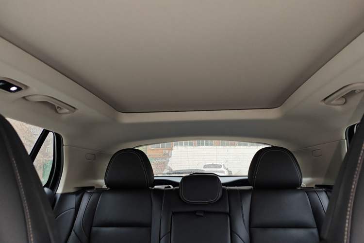 Used Lynk & Co 01 2019 2.0T Two-Wheel-Drive Pro Version China VI Standard