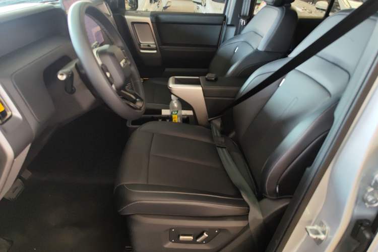 Used iCAR V23 2025 401 Two-Wheel Drive Intelligent Driving Version