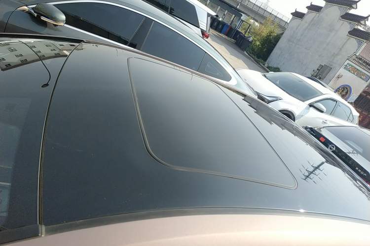 Used Toyota bZ3 2023 616 km Long-Range Premium
