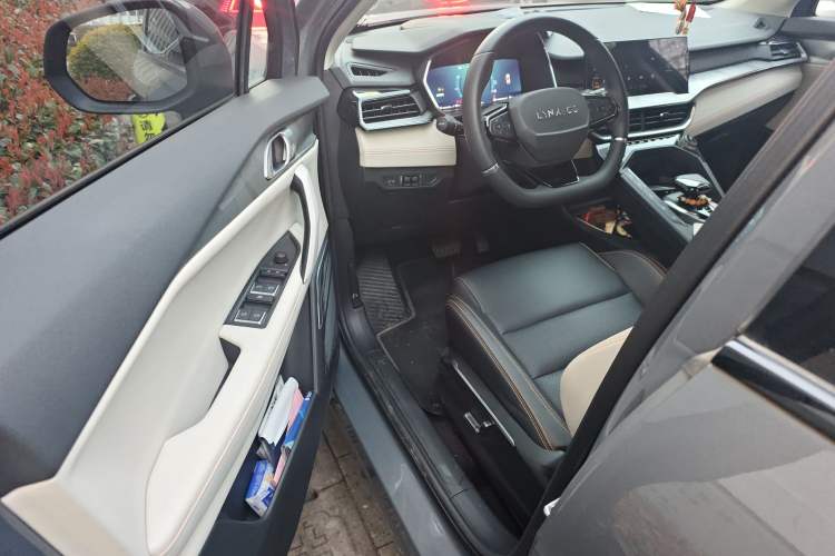 Used Lynk & Co 06 EM-P 2020 PHEV Plus